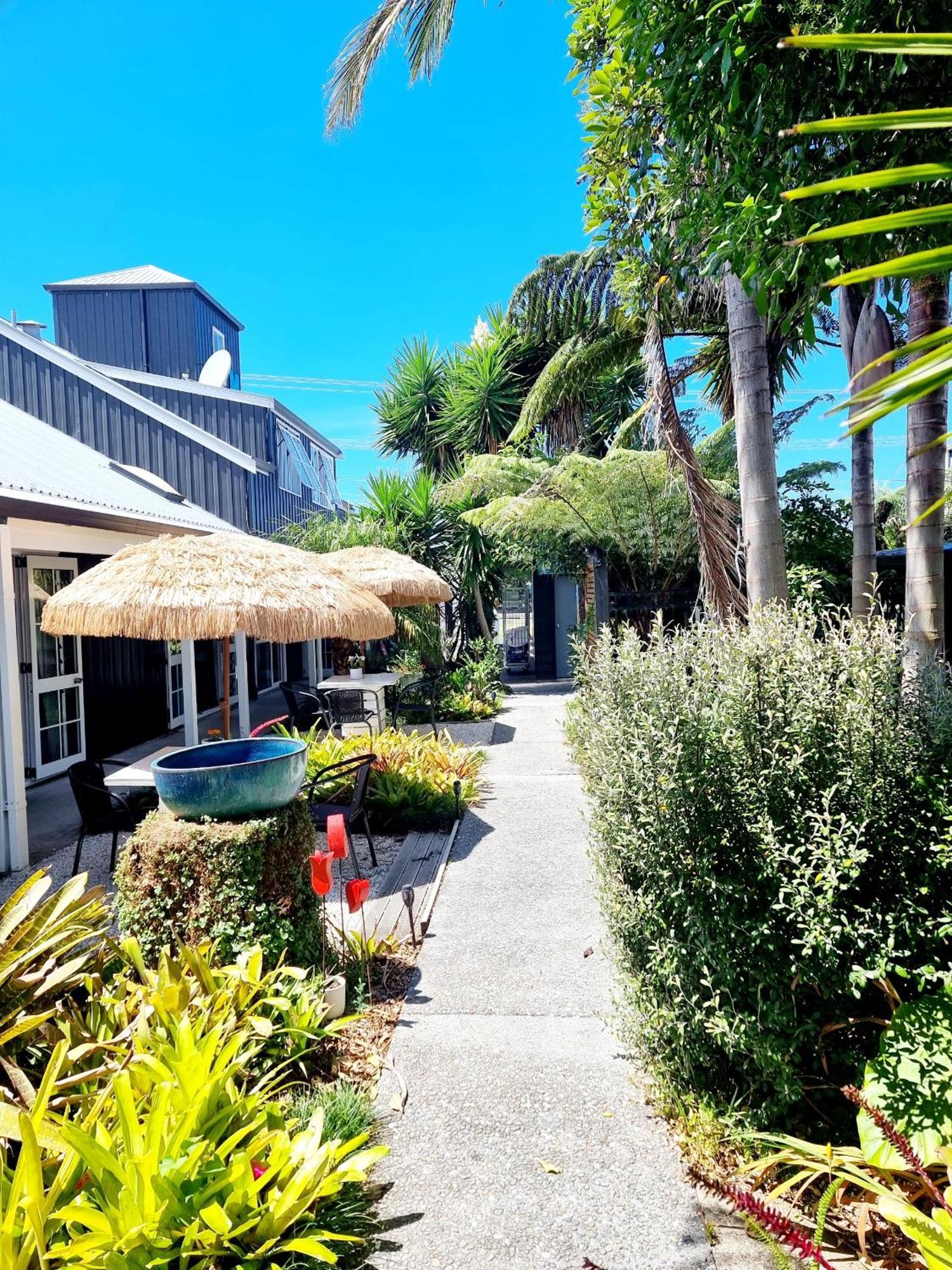 Southpacific Motel Whangamata Dış mekan fotoğraf