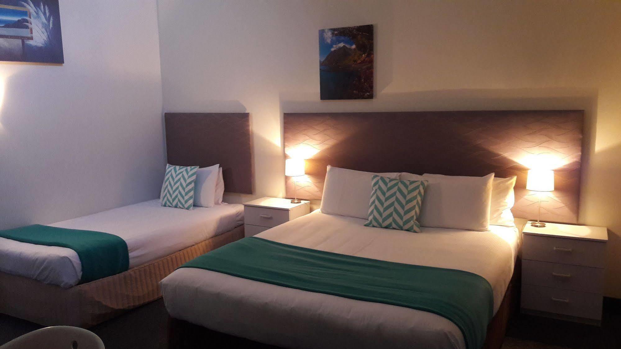Southpacific Motel Whangamata Dış mekan fotoğraf