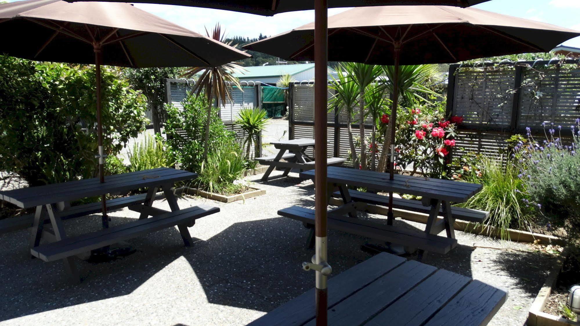 Southpacific Motel Whangamata Dış mekan fotoğraf