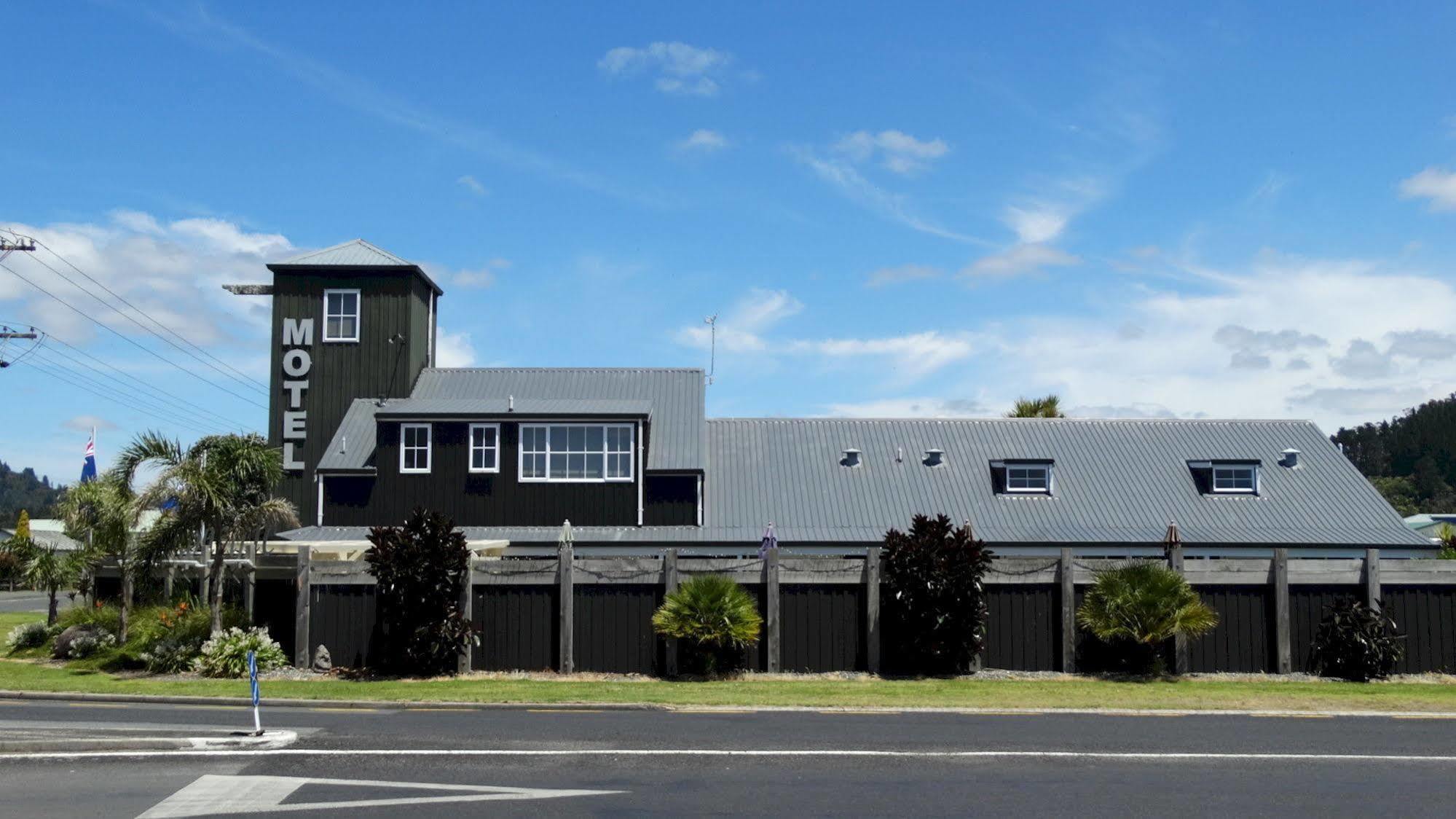 Southpacific Motel Whangamata Dış mekan fotoğraf