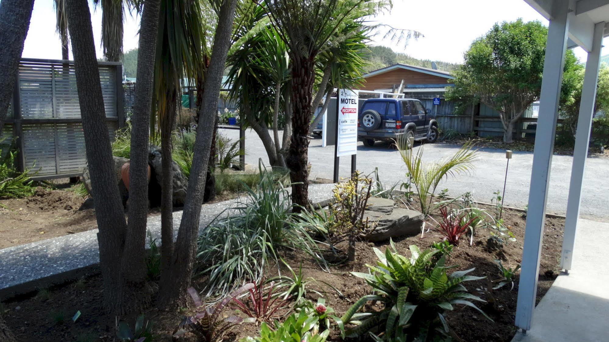 Southpacific Motel Whangamata Dış mekan fotoğraf