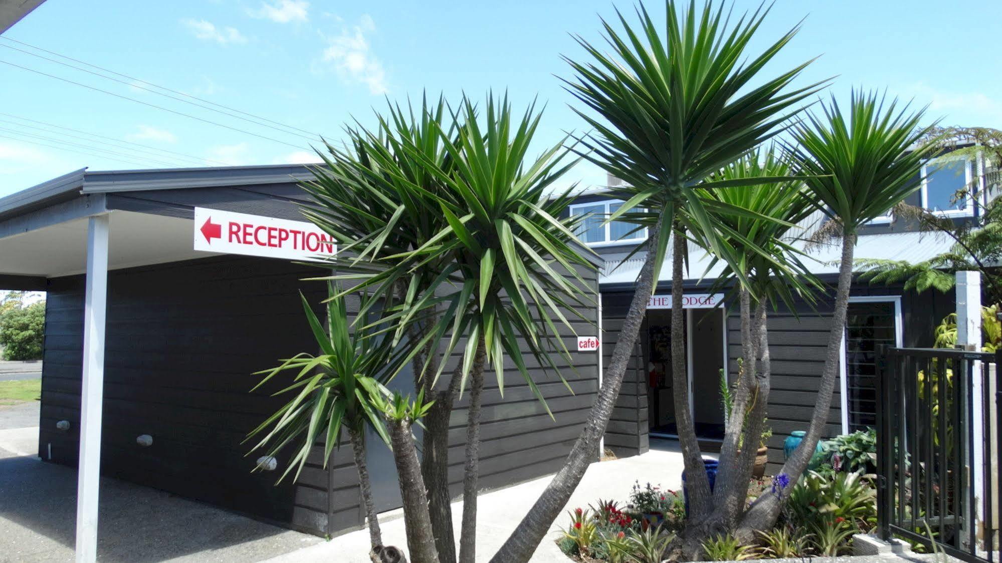 Southpacific Motel Whangamata Dış mekan fotoğraf